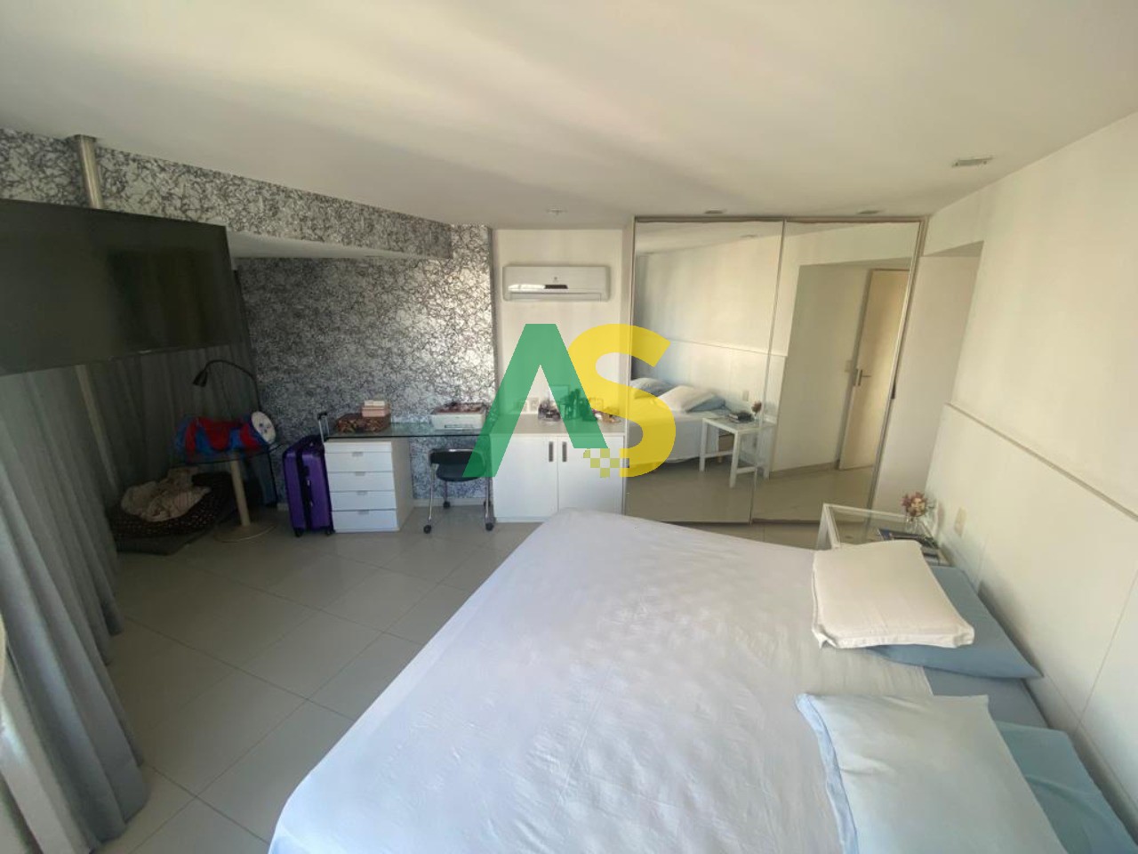 Apartamento à venda com 3 quartos, 198m² - Foto 10