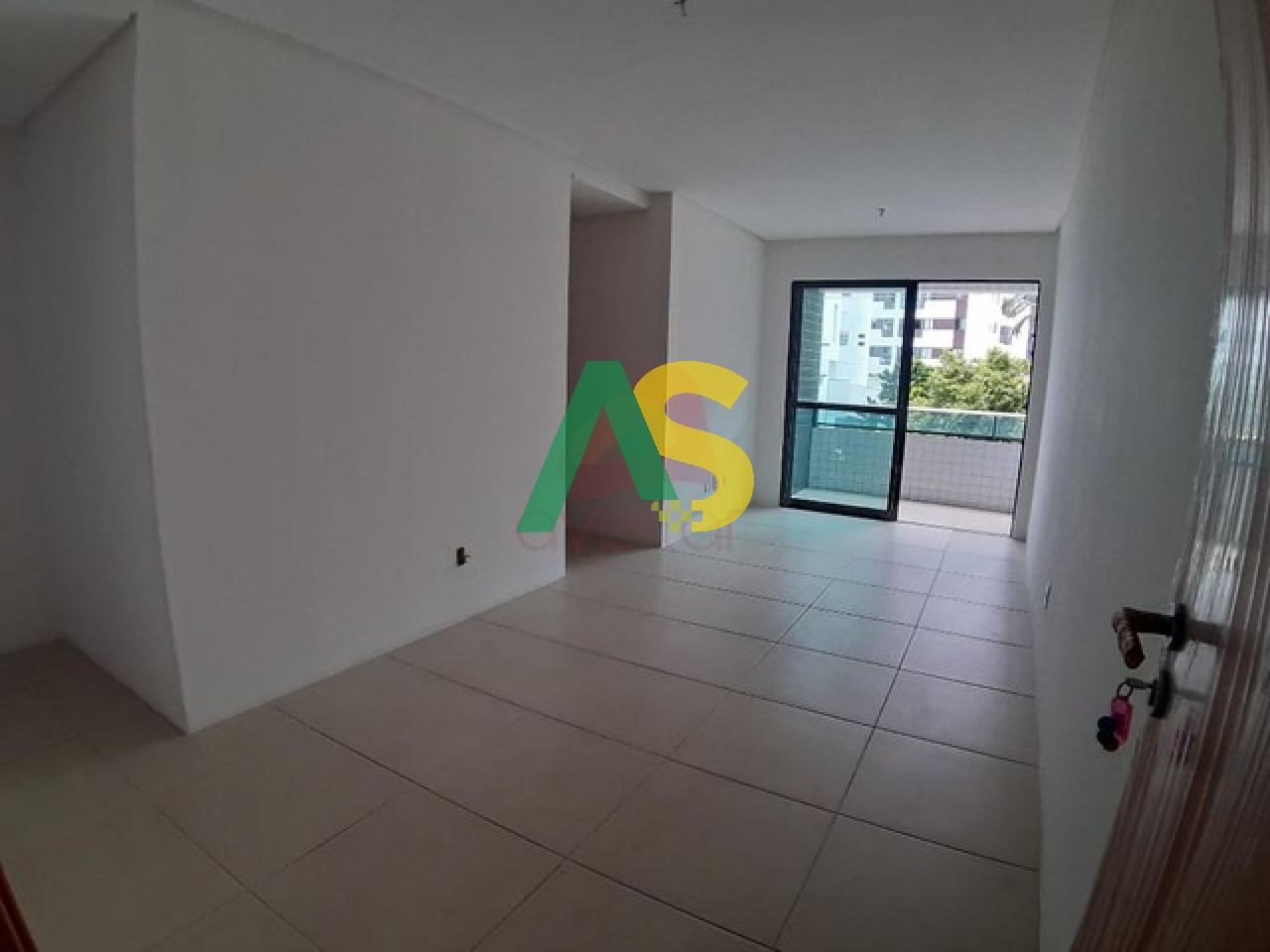 Apartamento à venda com 2 quartos, 58m² - Foto 2