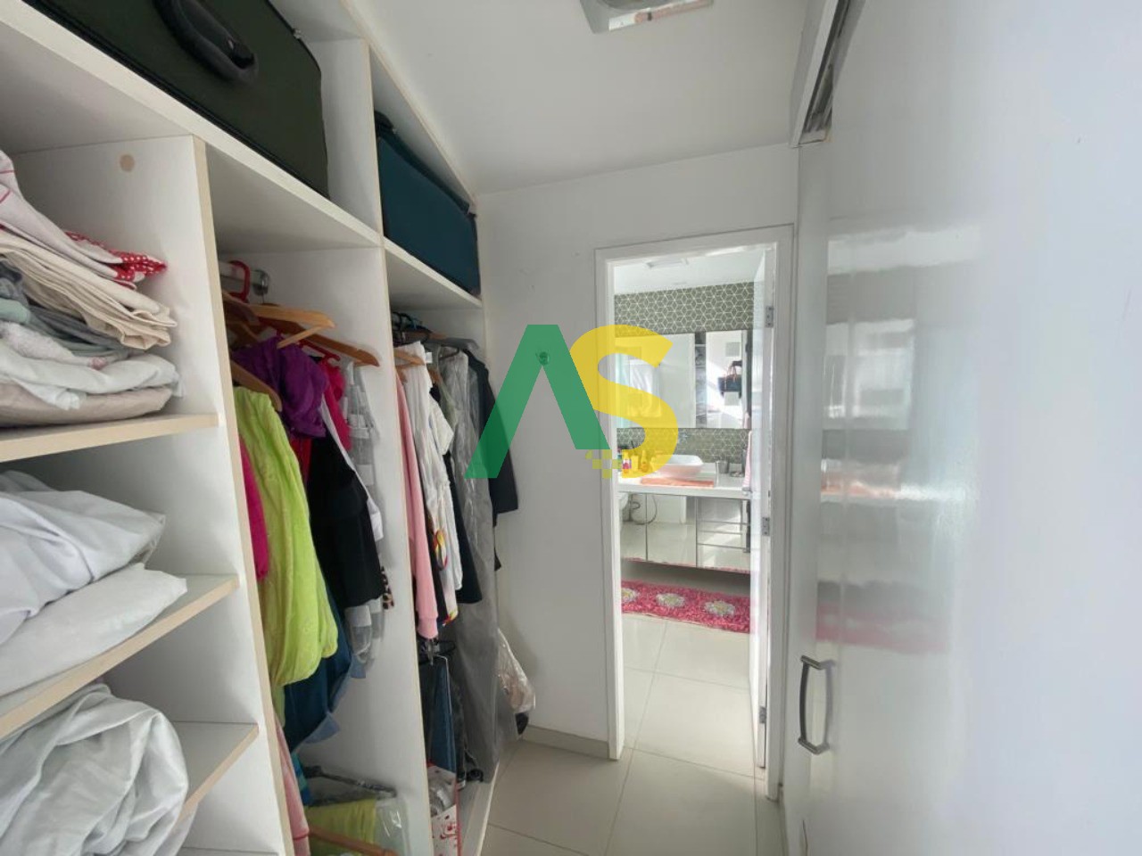 Apartamento à venda com 3 quartos, 198m² - Foto 13