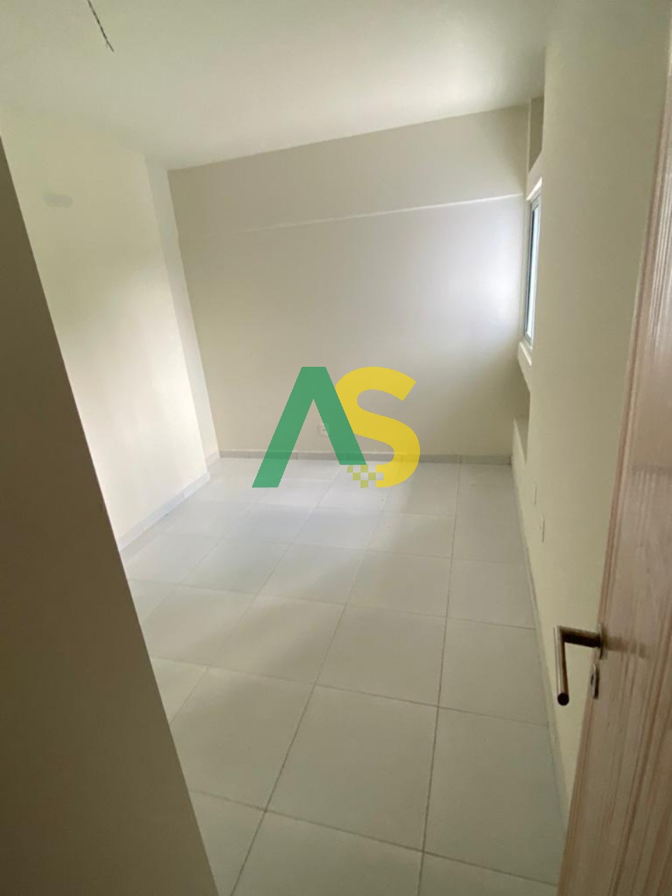 Apartamento à venda com 4 quartos, 143m² - Foto 7