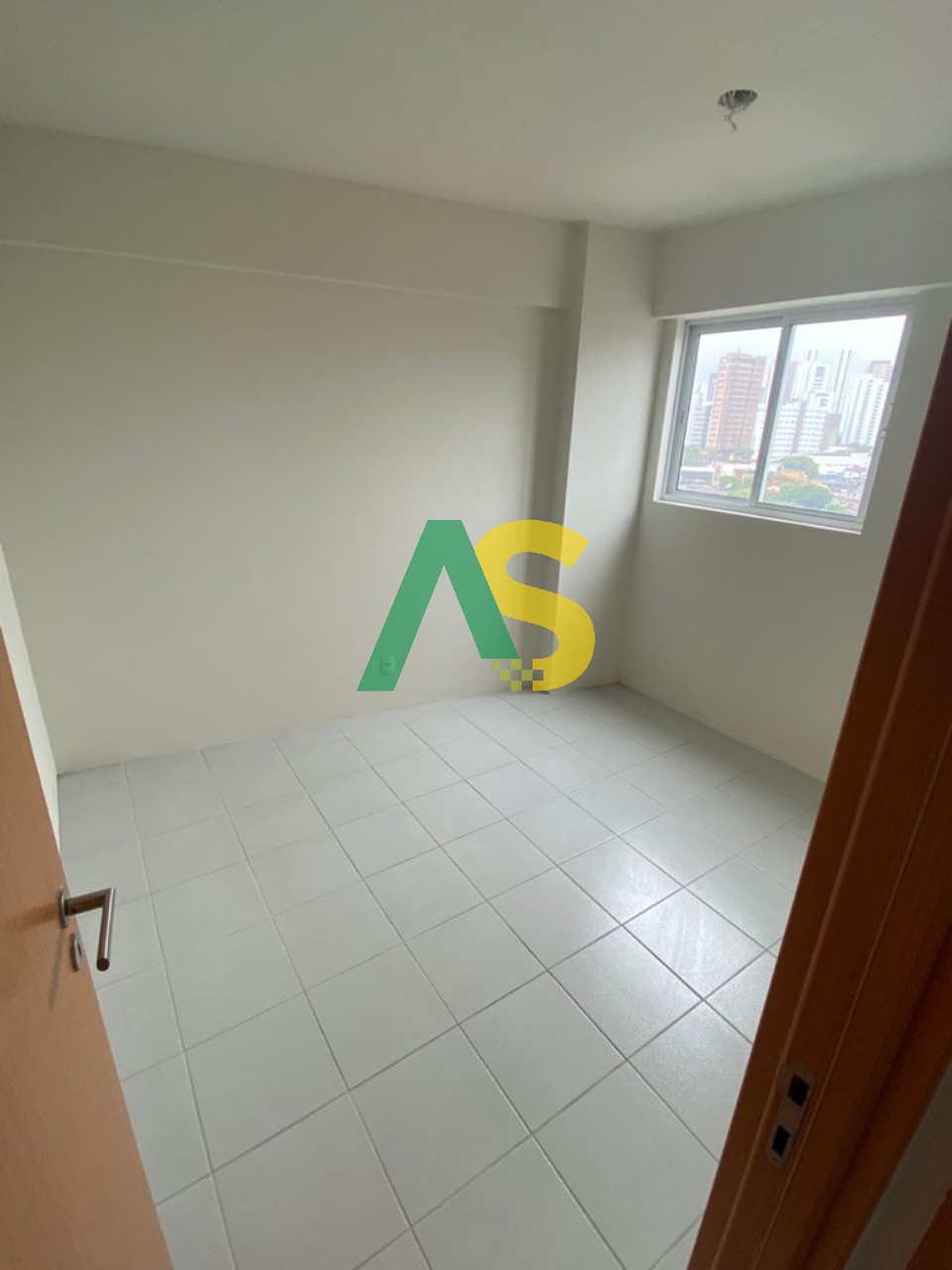 Apartamento à venda com 4 quartos, 143m² - Foto 5