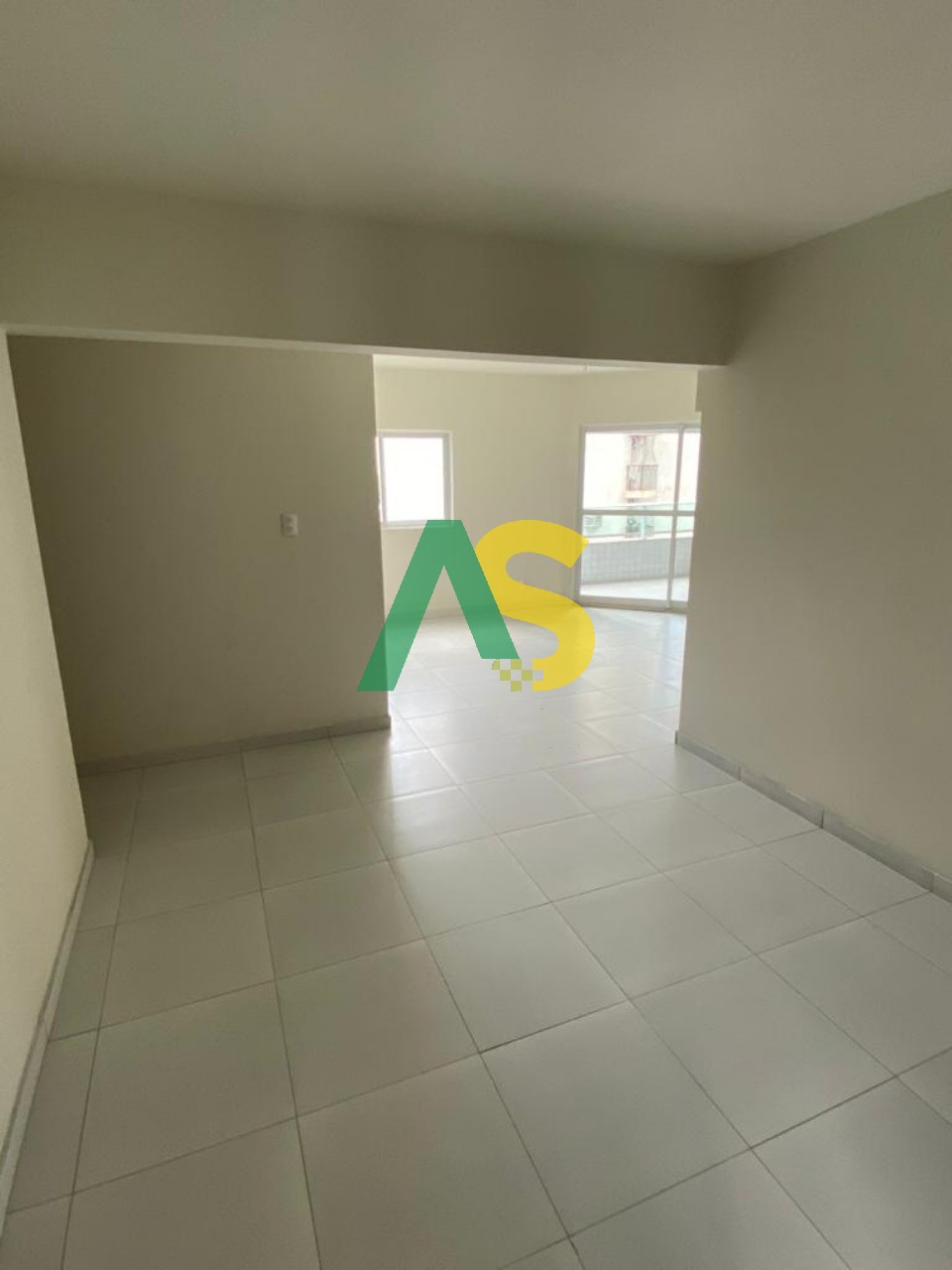 Apartamento à venda com 4 quartos, 143m² - Foto 3