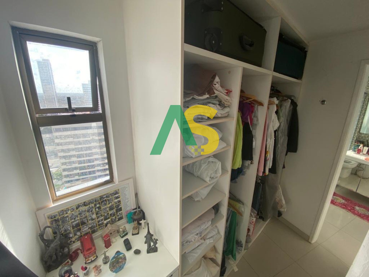 Apartamento à venda com 3 quartos, 198m² - Foto 9