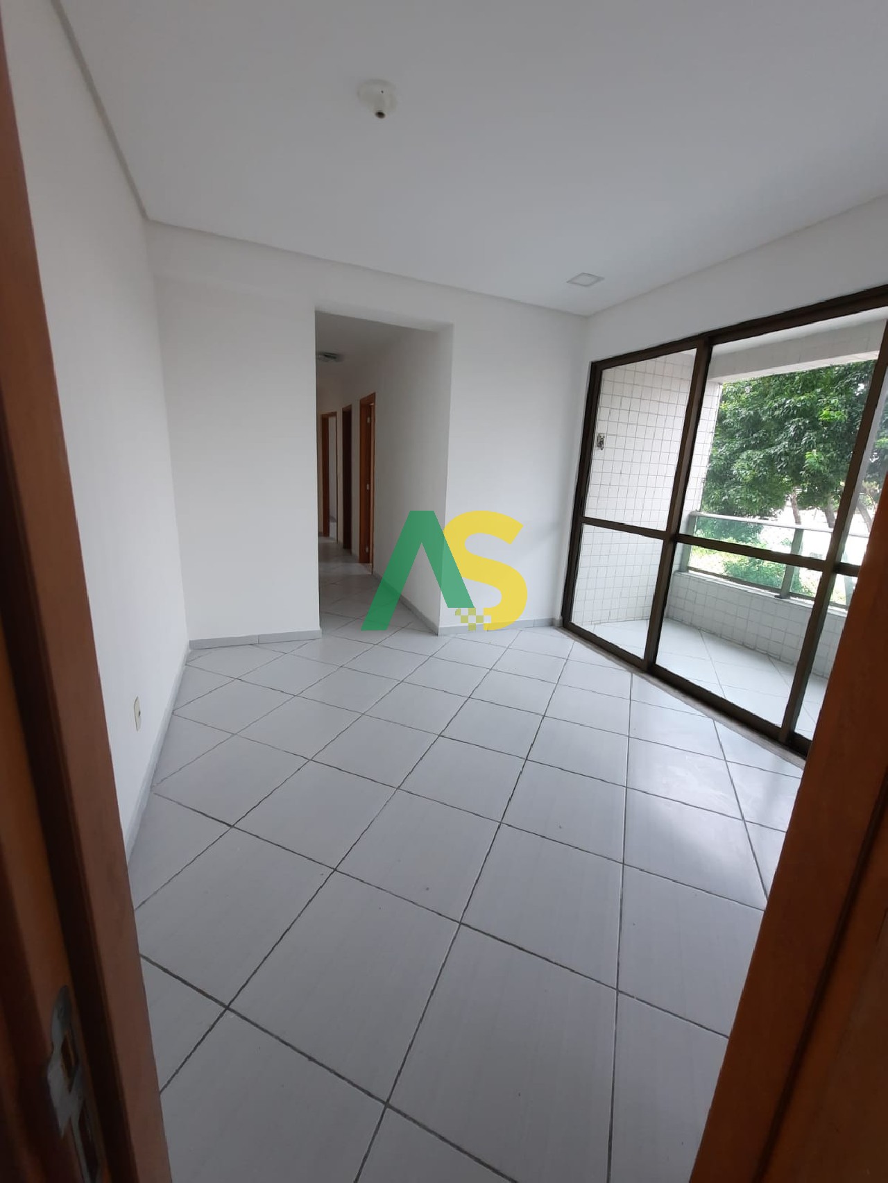 Apartamento à venda com 3 quartos, 90m² - Foto 3