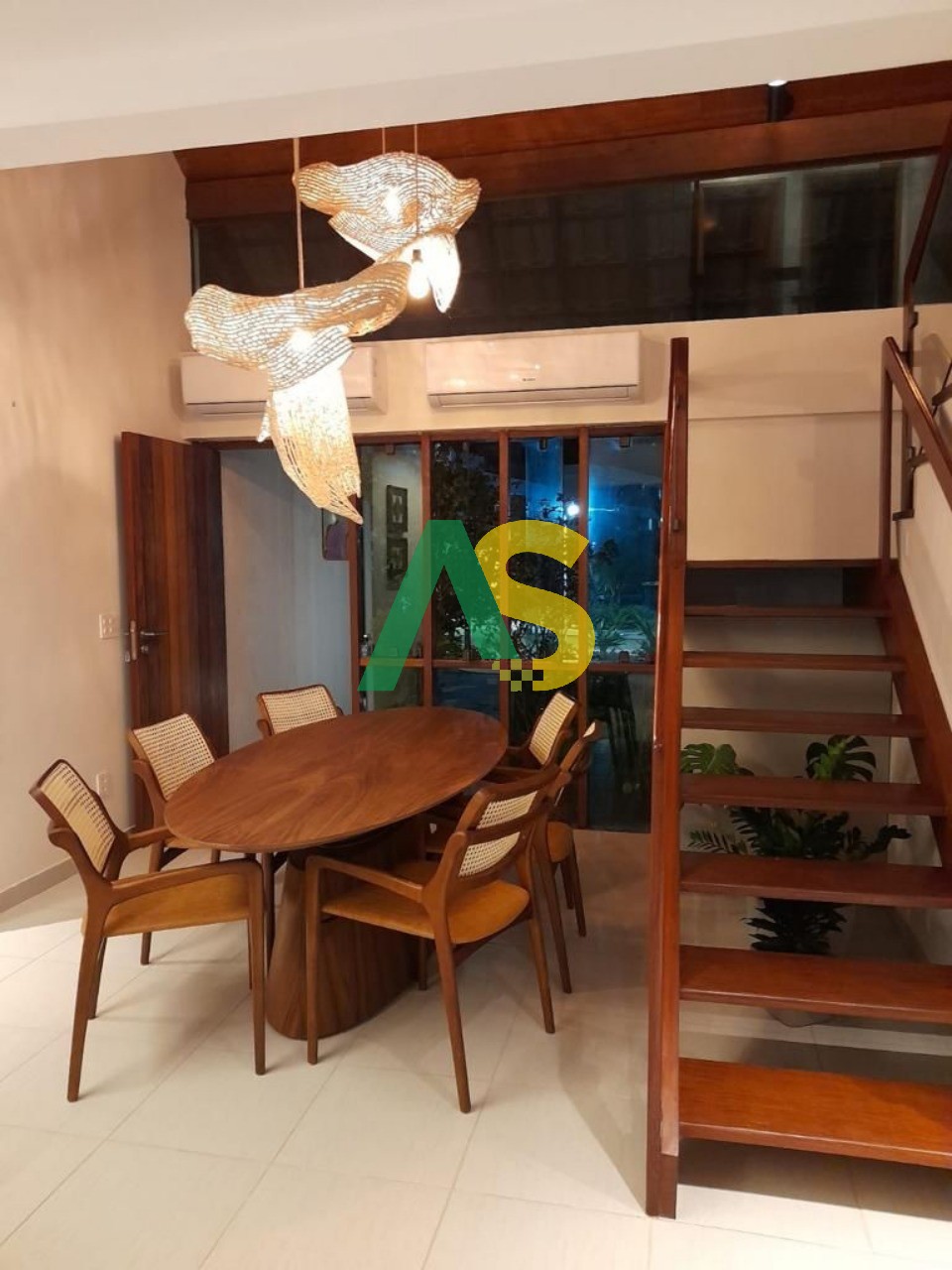 Casa à venda com 4 quartos, 217m² - Foto 8