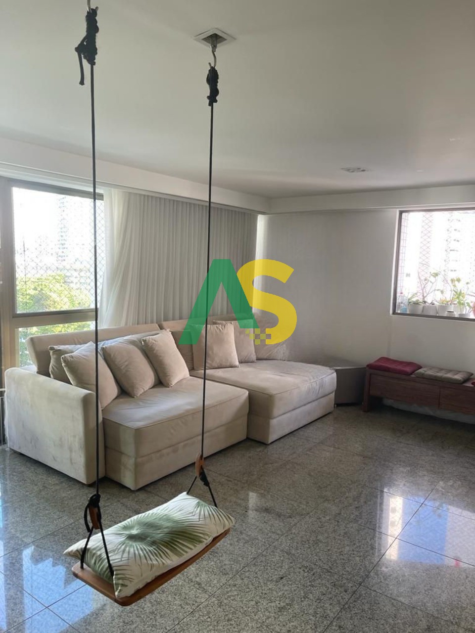 Apartamento à venda com 4 quartos, 189m² - Foto 2