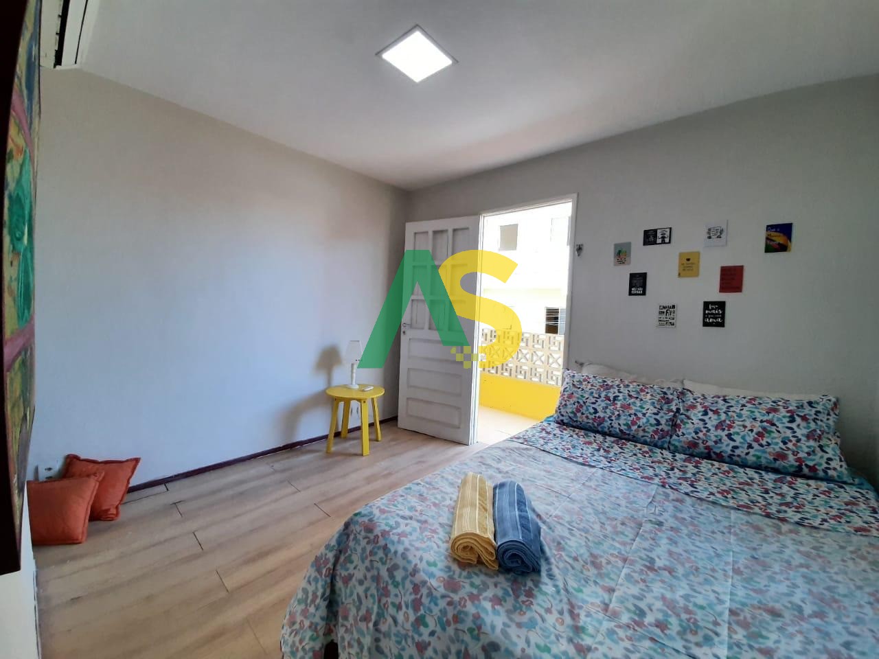 Casa à venda com 4 quartos, 200m² - Foto 12