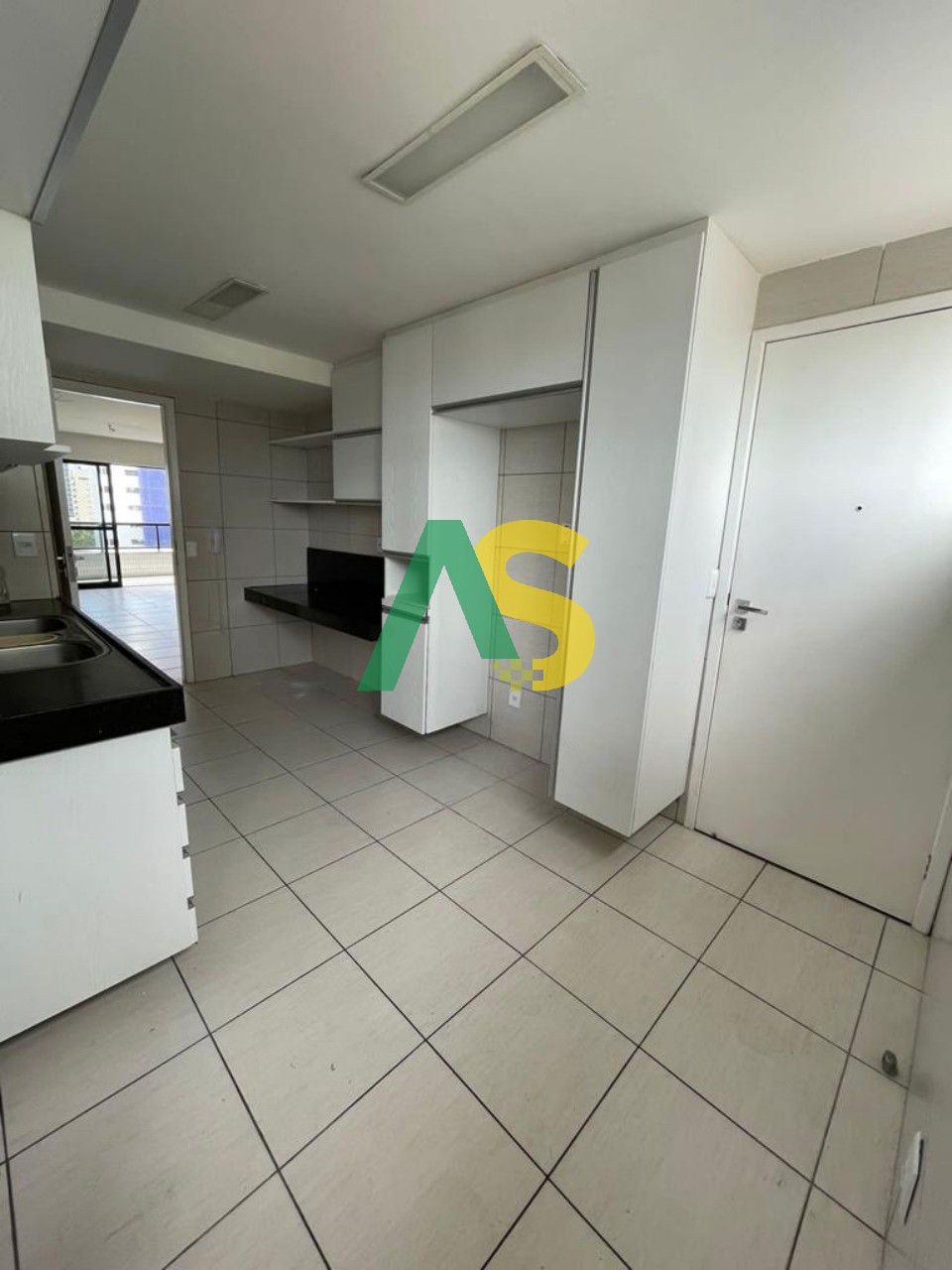 Apartamento à venda com 3 quartos, 113m² - Foto 13