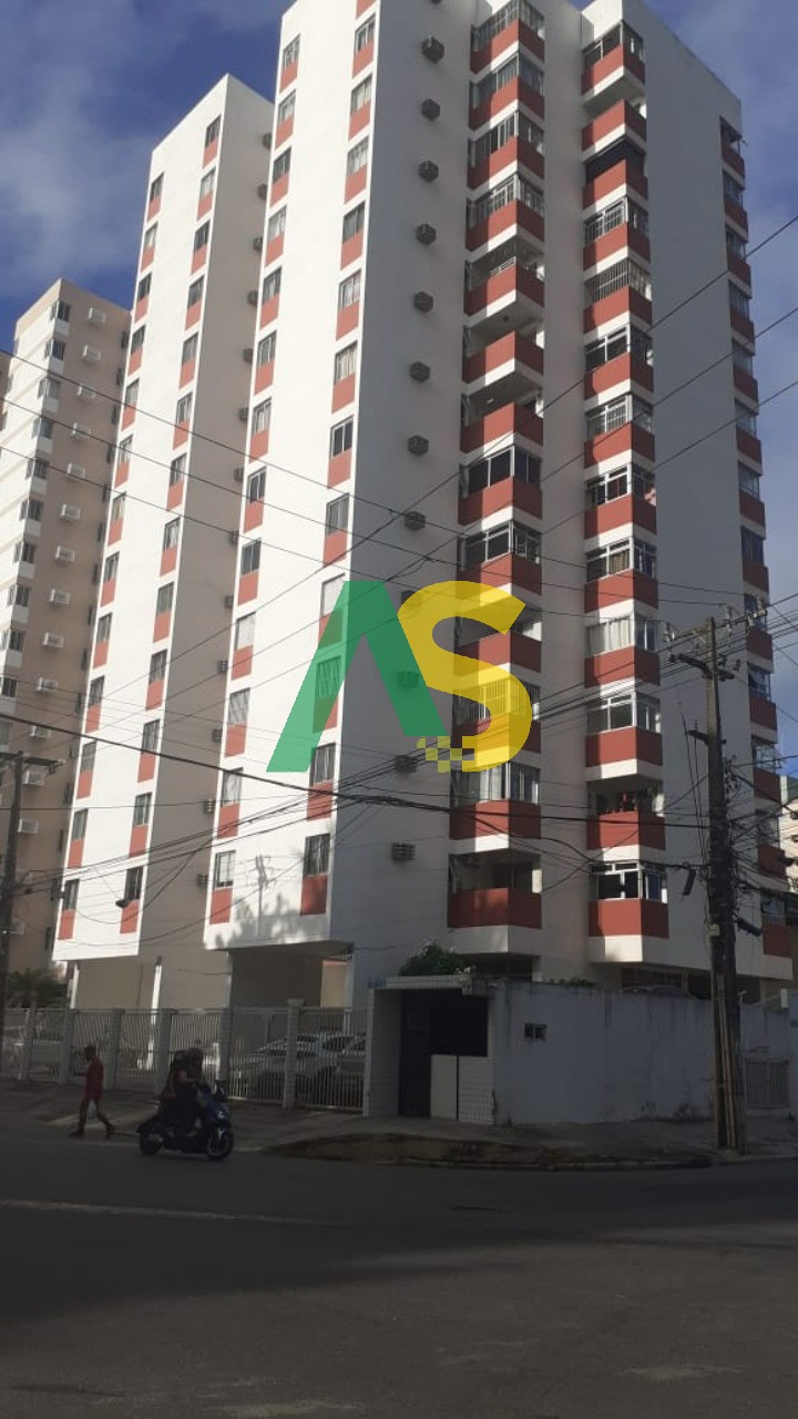 Apartamento à venda com 2 quartos, 82m² - Foto 2