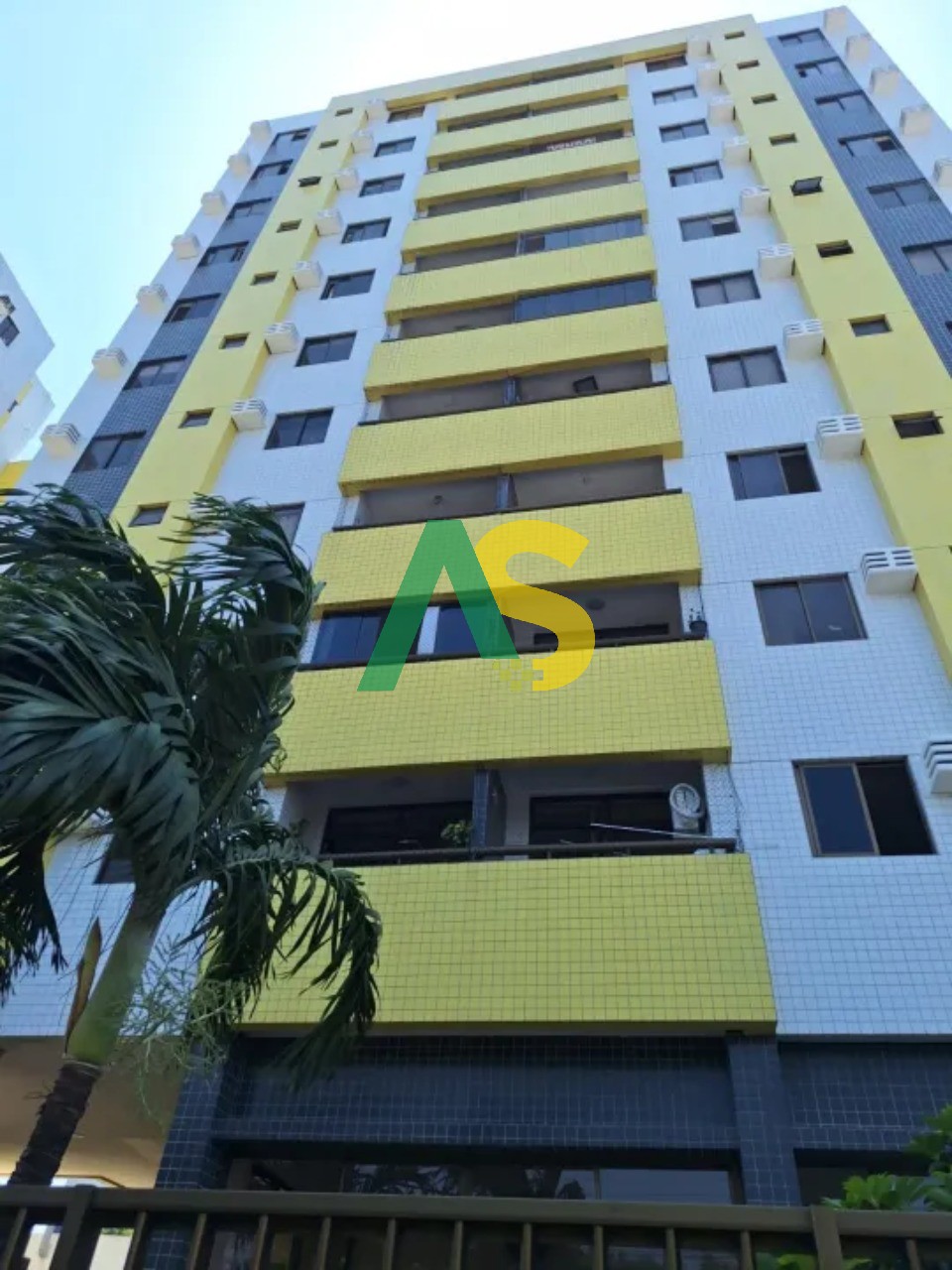 Apartamento à venda com 3 quartos, 74m² - Foto 1