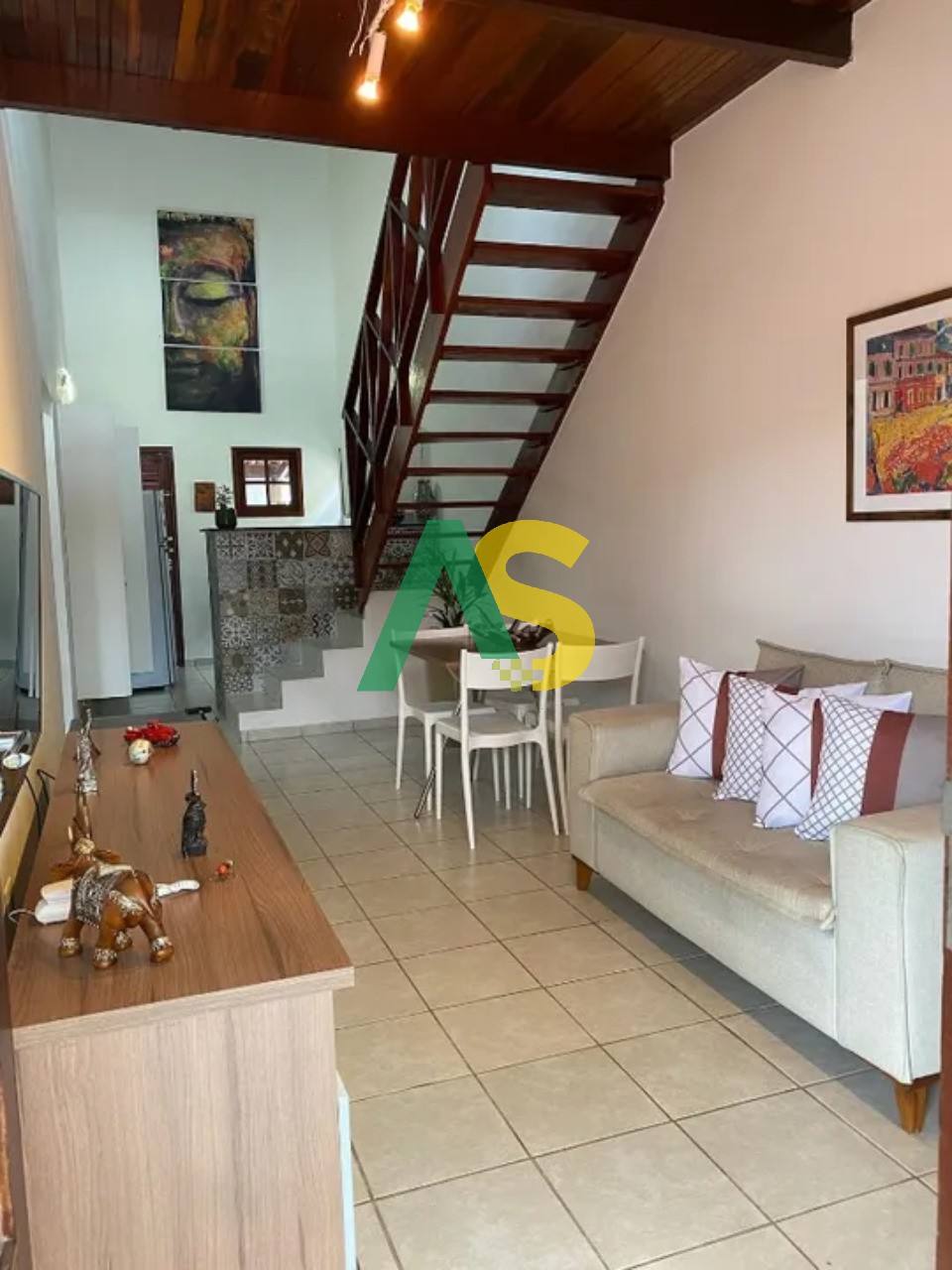 Casa à venda com 3 quartos, 144m² - Foto 2