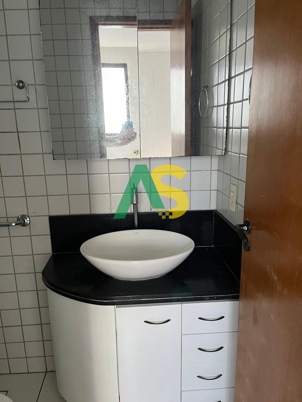 Apartamento à venda com 3 quartos, 85m² - Foto 20