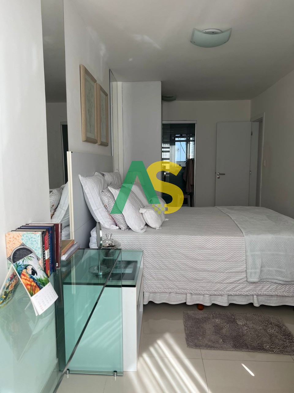 Apartamento à venda com 3 quartos, 123m² - Foto 13