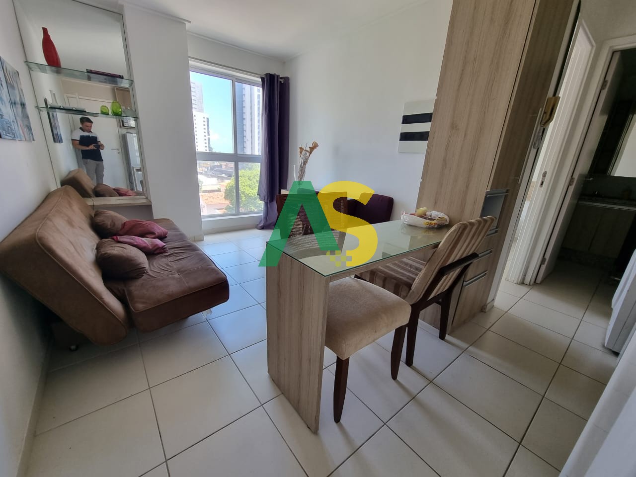 Apartamento à venda com 1 quarto, 35m² - Foto 2