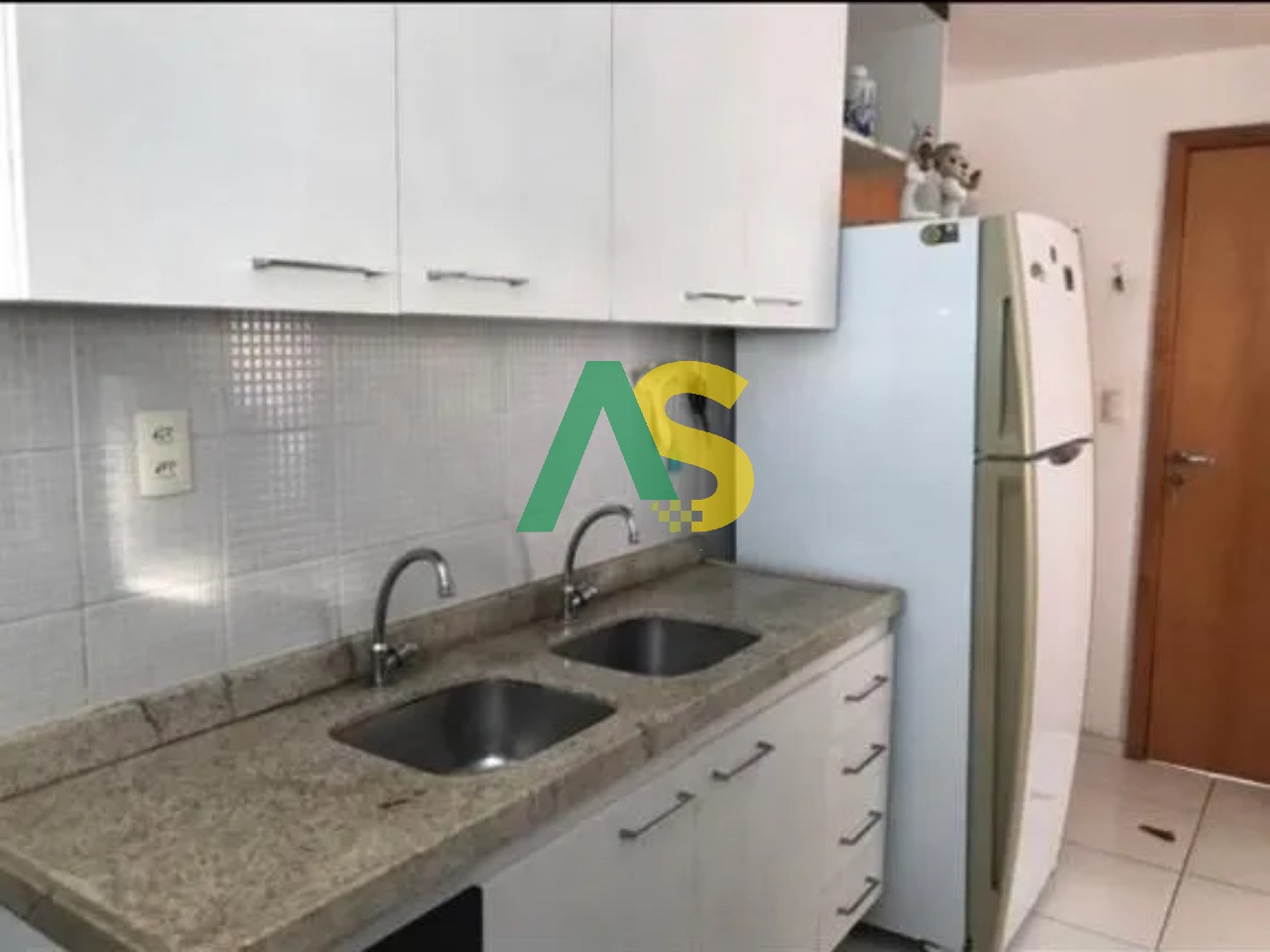 Apartamento à venda com 3 quartos, 113m² - Foto 8