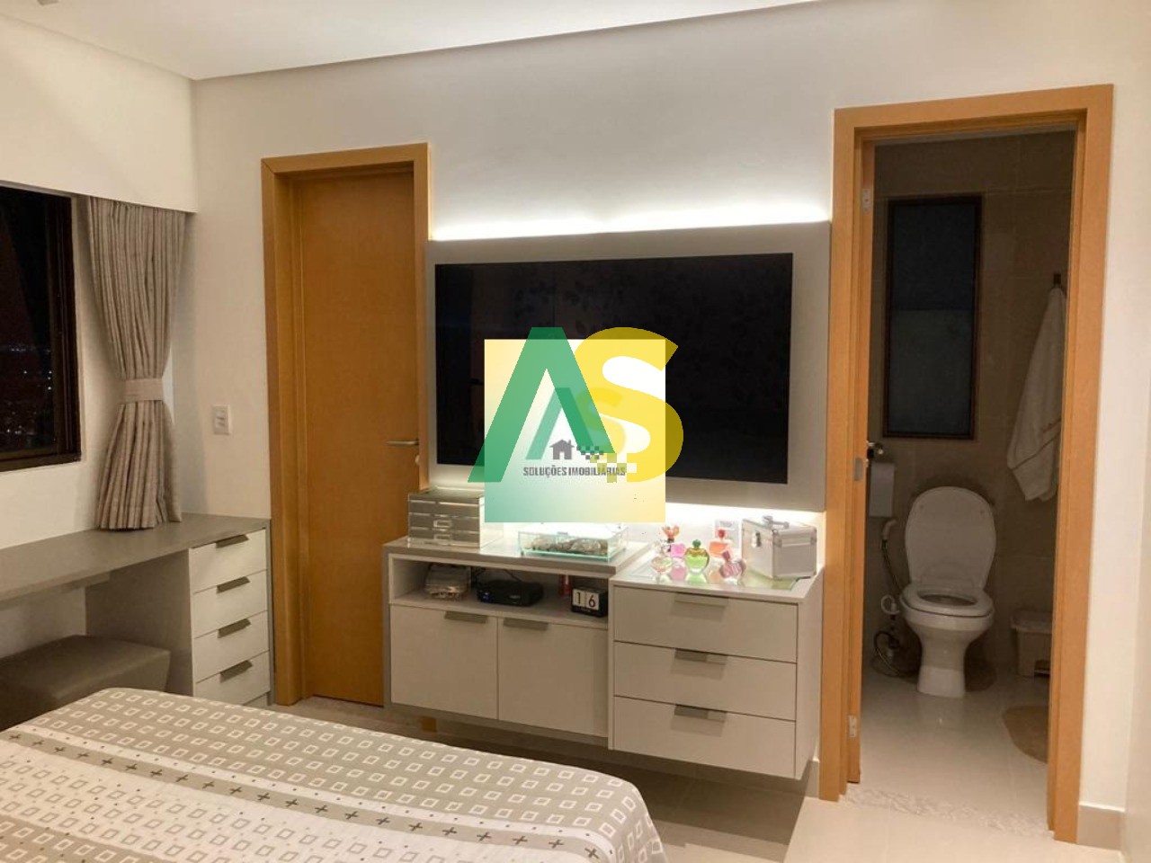 Apartamento à venda com 4 quartos, 134m² - Foto 11