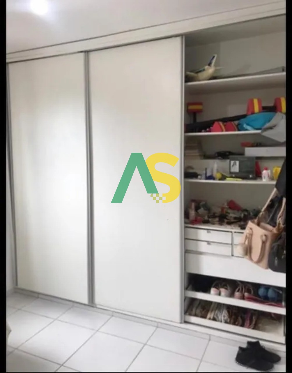 Apartamento à venda com 3 quartos, 113m² - Foto 11