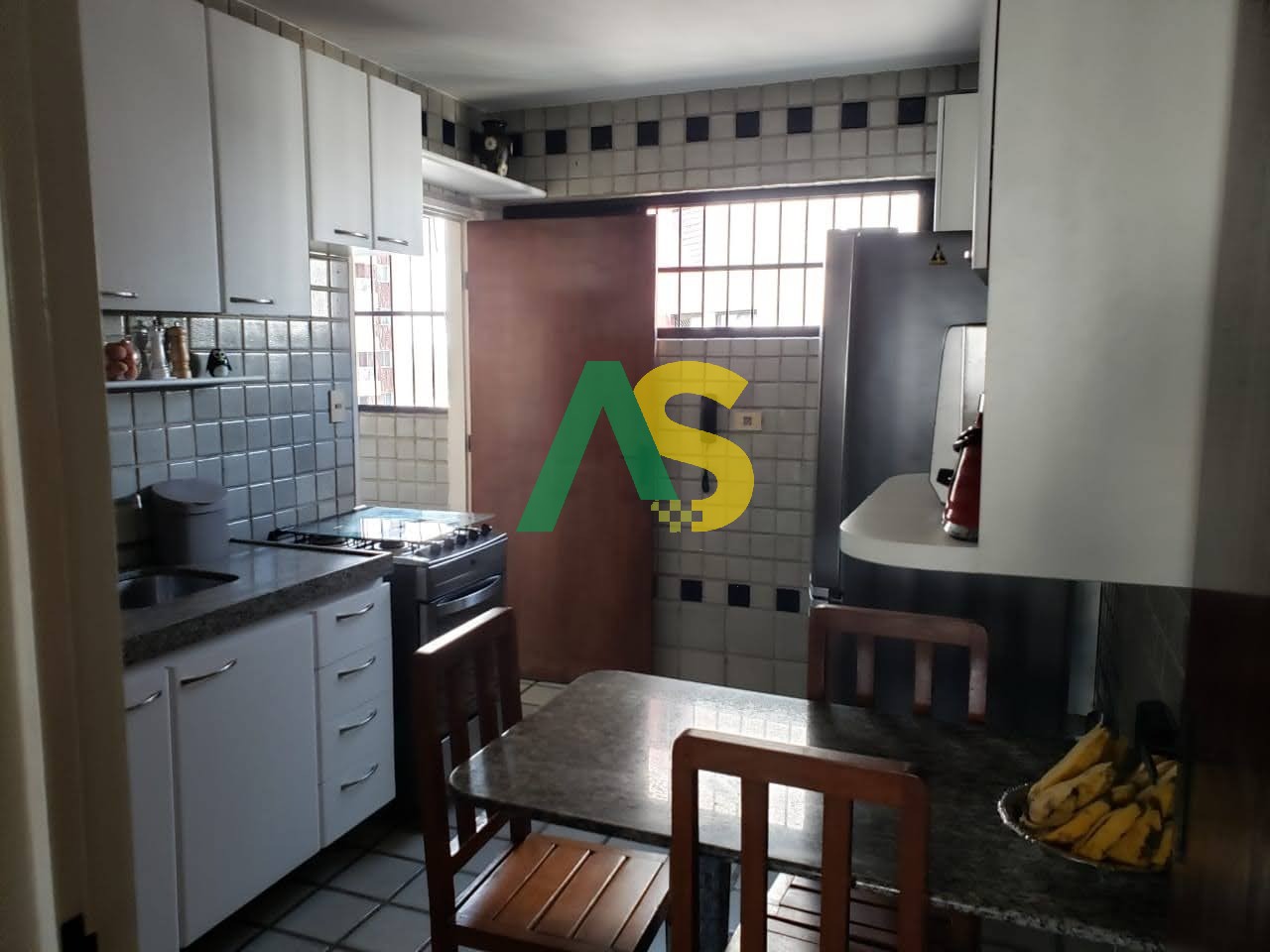 Apartamento à venda com 3 quartos, 114m² - Foto 5