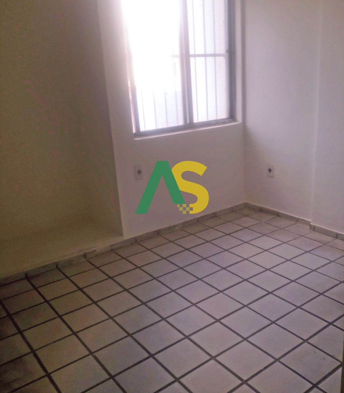 Apartamento à venda com 3 quartos, 101m² - Foto 4