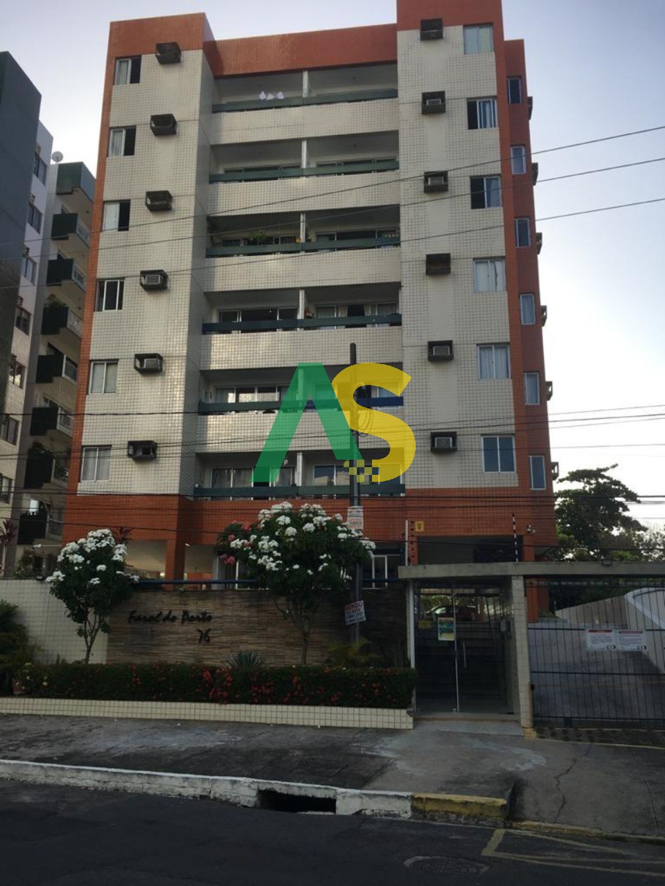 Apartamento à venda com 3 quartos, 80m² - Foto 1