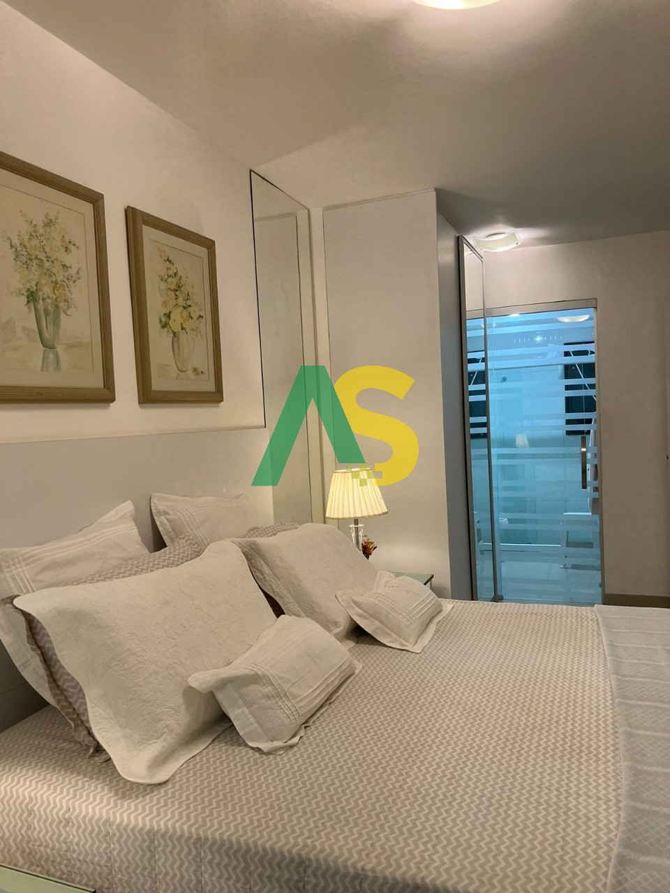 Apartamento à venda com 3 quartos, 123m² - Foto 10