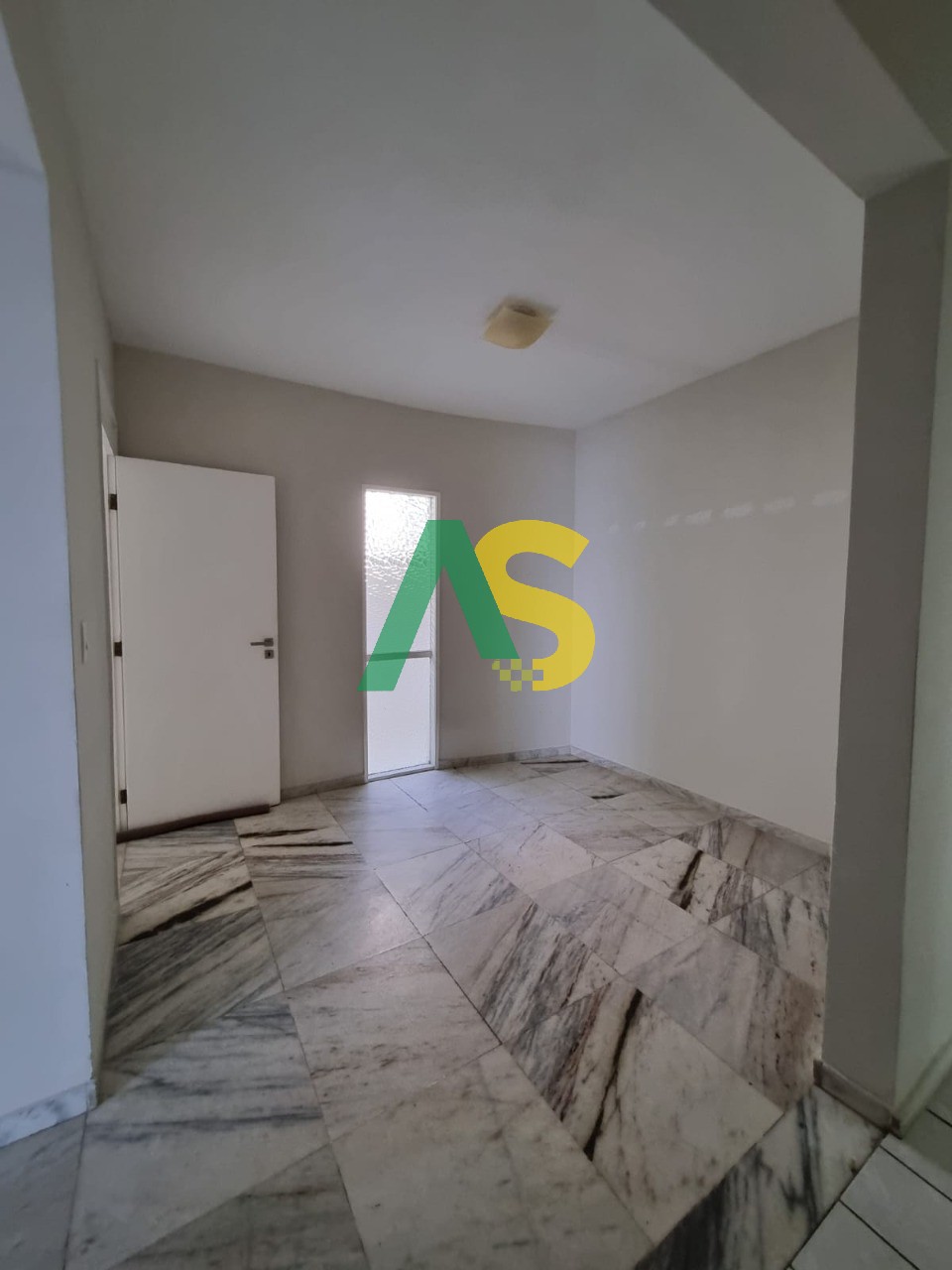 Apartamento à venda com 3 quartos, 149m² - Foto 5