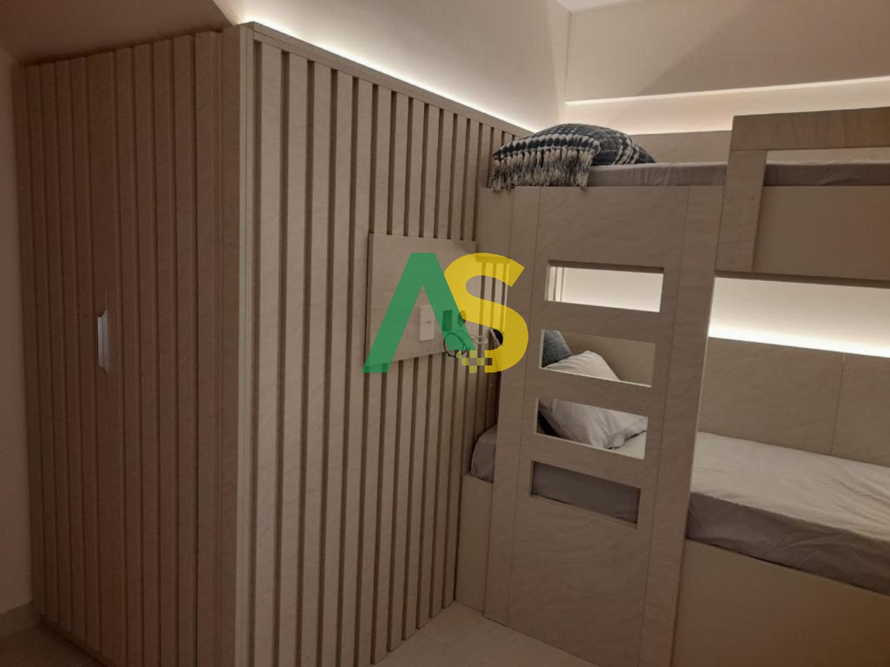 Casa à venda com 4 quartos, 217m² - Foto 14