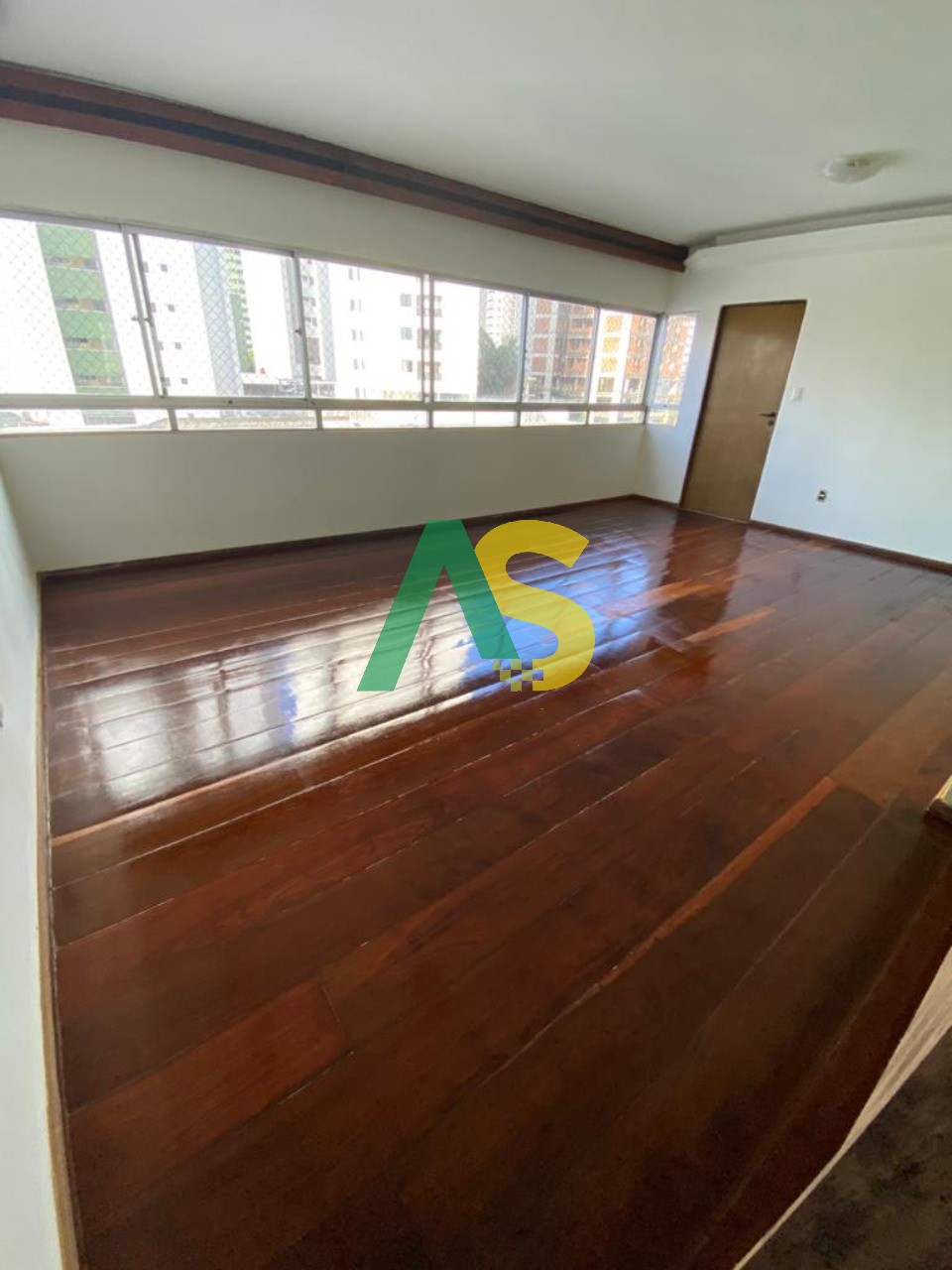 Apartamento à venda com 3 quartos, 97m² - Foto 10