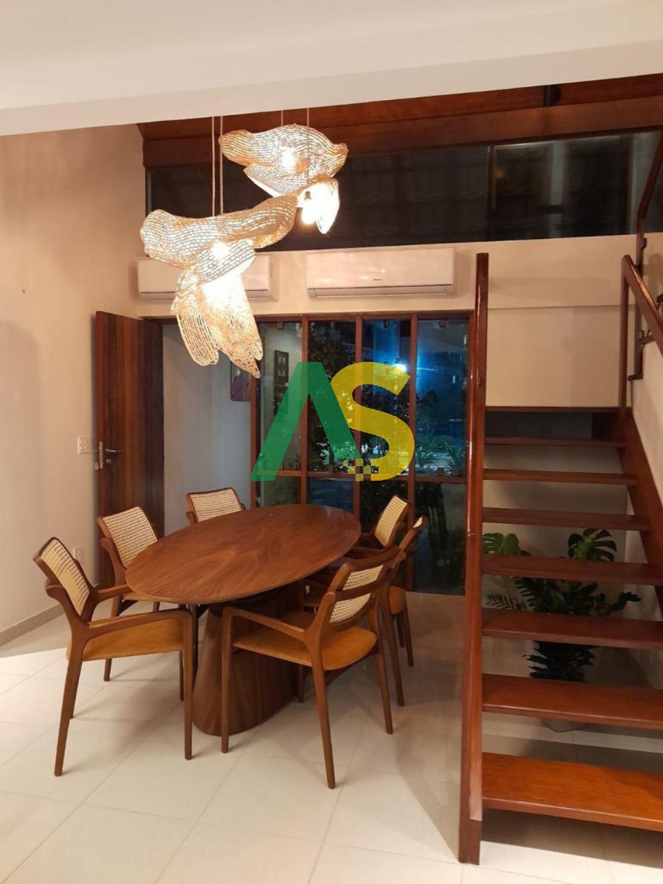 Casa à venda com 4 quartos, 217m² - Foto 11