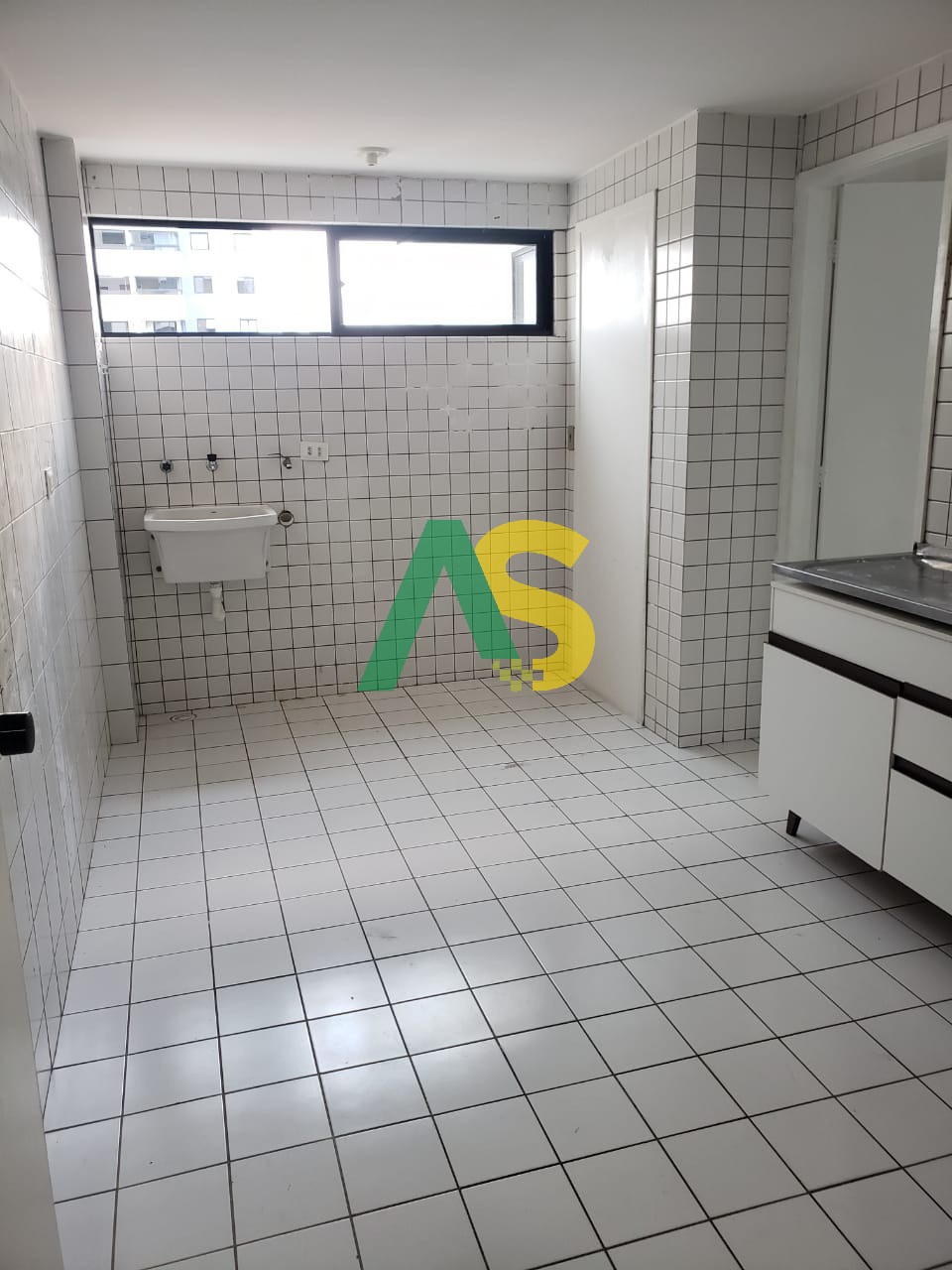 Apartamento à venda com 3 quartos, 75m² - Foto 17