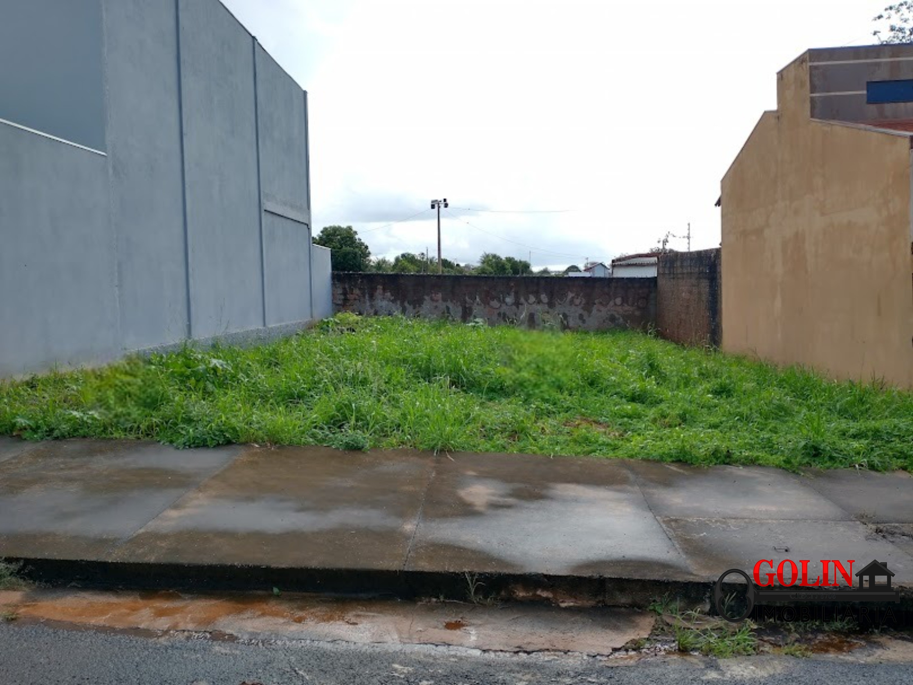 Terreno à venda, 300m² - Foto 1