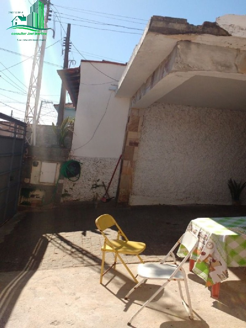 Casa à venda com 2 quartos, 320m² - Foto 5