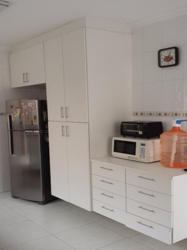 Casa à venda com 4 quartos, 360m² - Foto 16