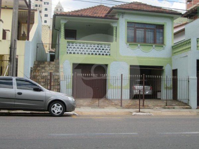 Casa à venda com 5 quartos, 349m² - Foto 1