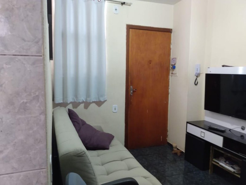 Apartamento à venda com 2 quartos, 60m² - Foto 4