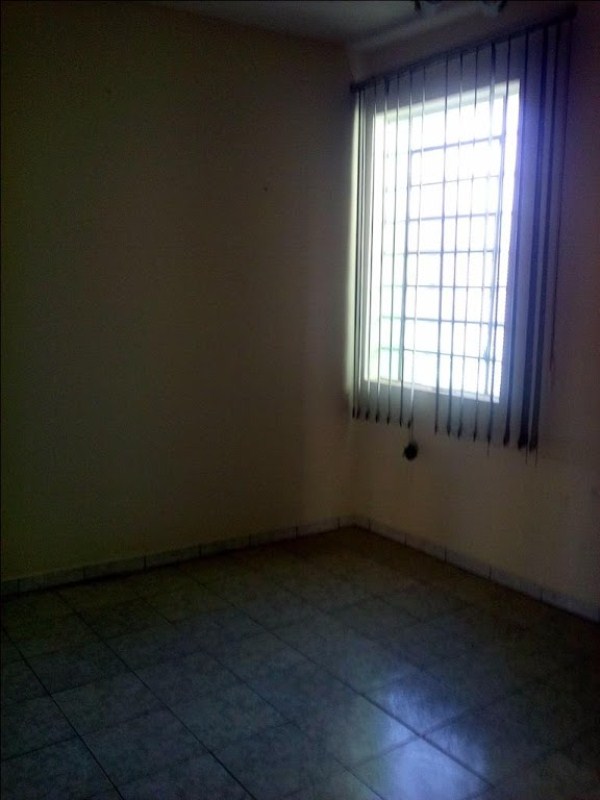 Casa à venda com 2 quartos, 250m² - Foto 5