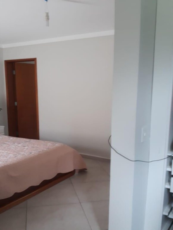 Casa à venda com 2 quartos, 259m² - Foto 11