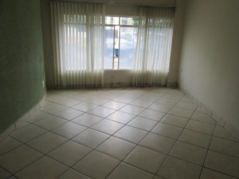 Apartamento à venda com 2 quartos, 115m² - Foto 3