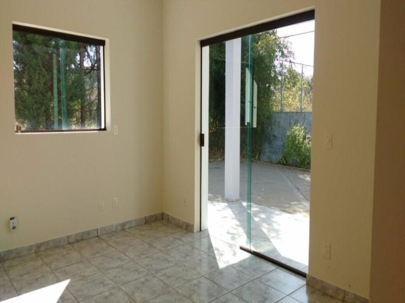 Casa à venda com 4 quartos, 1500m² - Foto 14