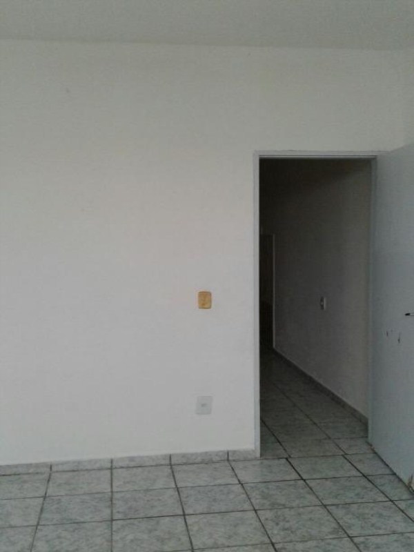 Casa à venda com 2 quartos, 125m² - Foto 8