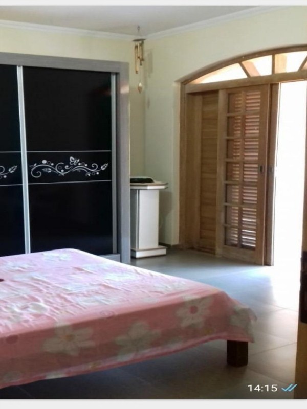 Casa à venda com 4 quartos, 300m² - Foto 18