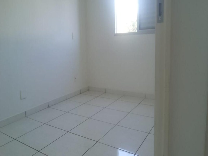 Apartamento à venda com 2 quartos, 48m² - Foto 11