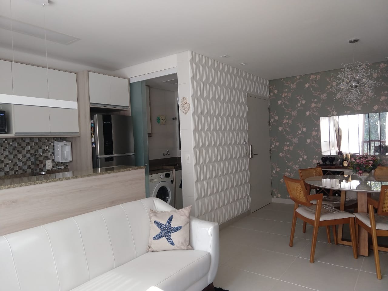 Apartamento à venda com 3 quartos, 72m² - Foto 1