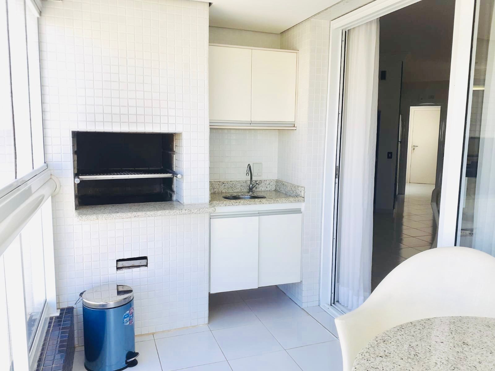 Apartamento à venda com 3 quartos, 116m² - Foto 6