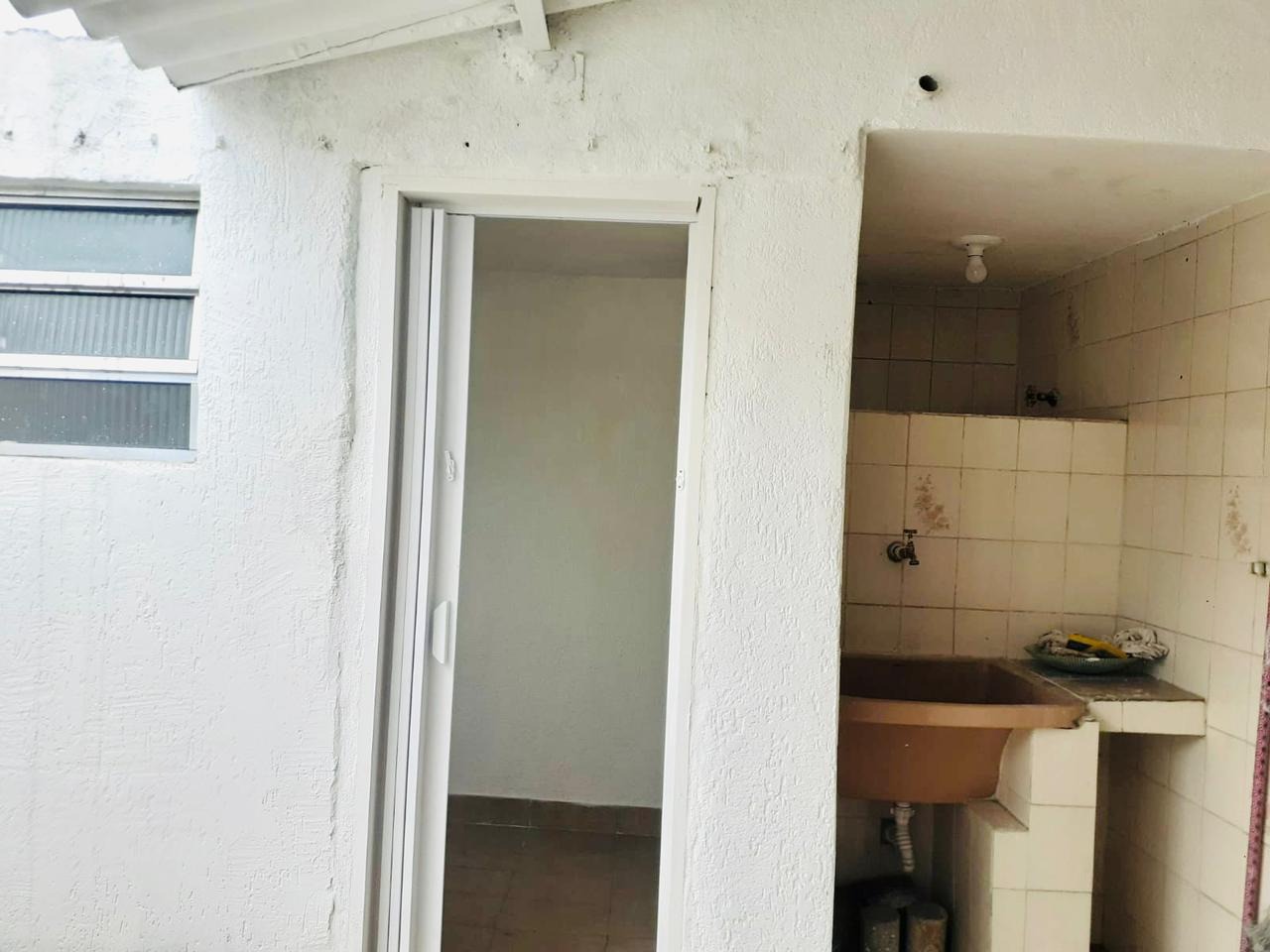 Apartamento para alugar com 1 quarto, 42m² - Foto 11