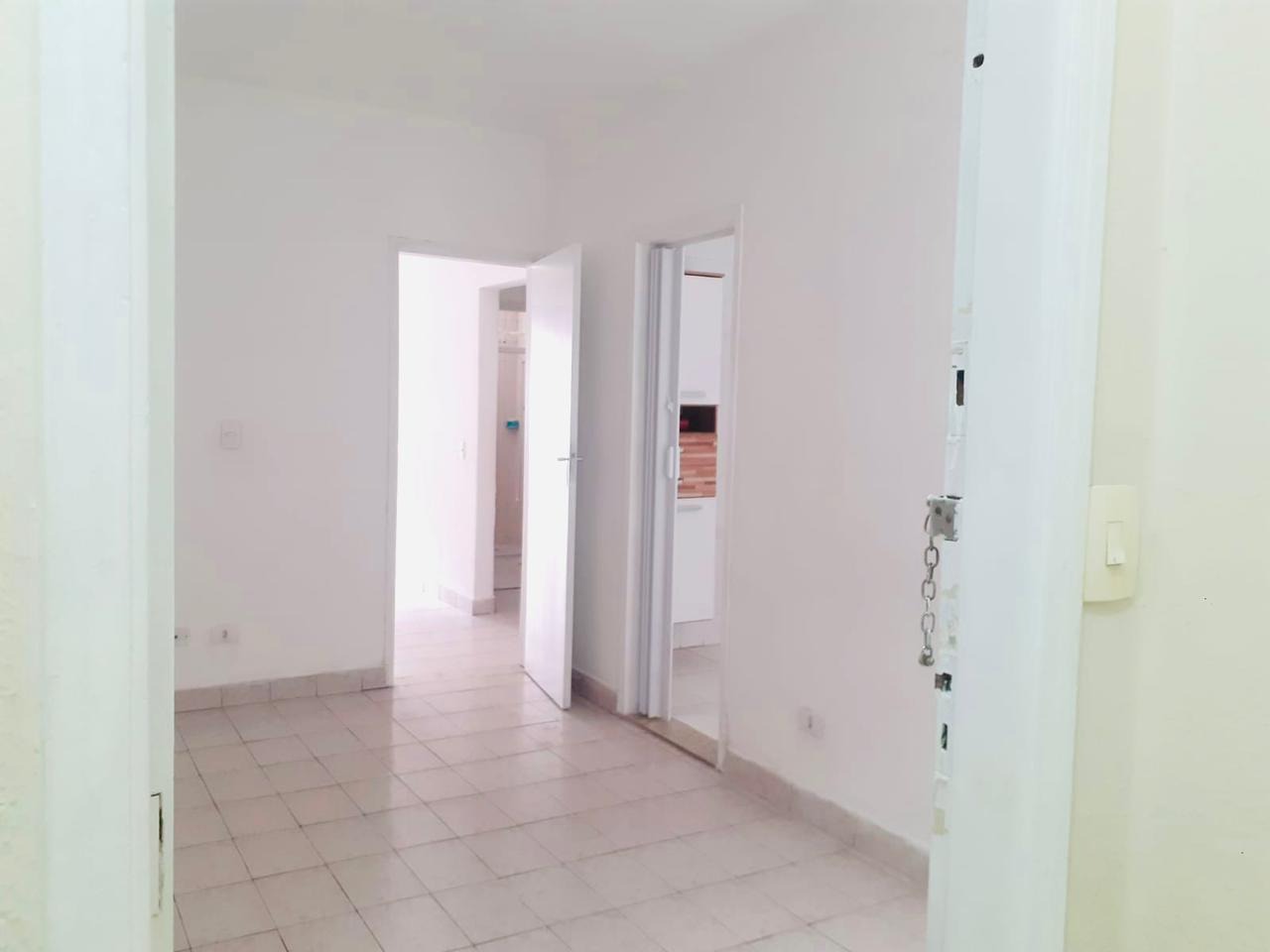 Apartamento para alugar com 1 quarto, 42m² - Foto 6