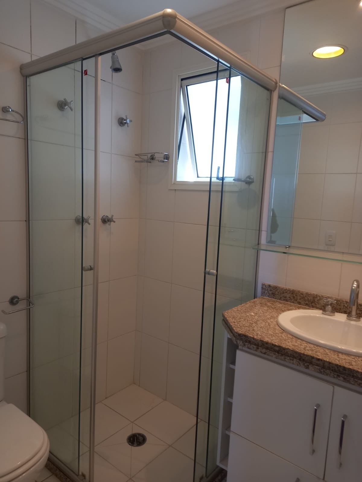 Apartamento à venda com 2 quartos, 67m² - Foto 10