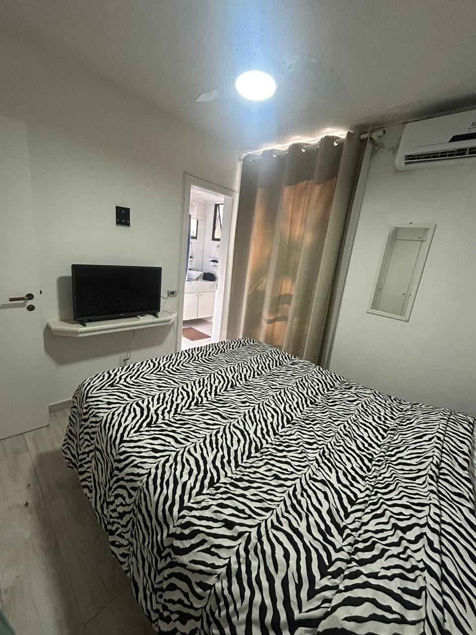 Apartamento à venda com 2 quartos, 70m² - Foto 11