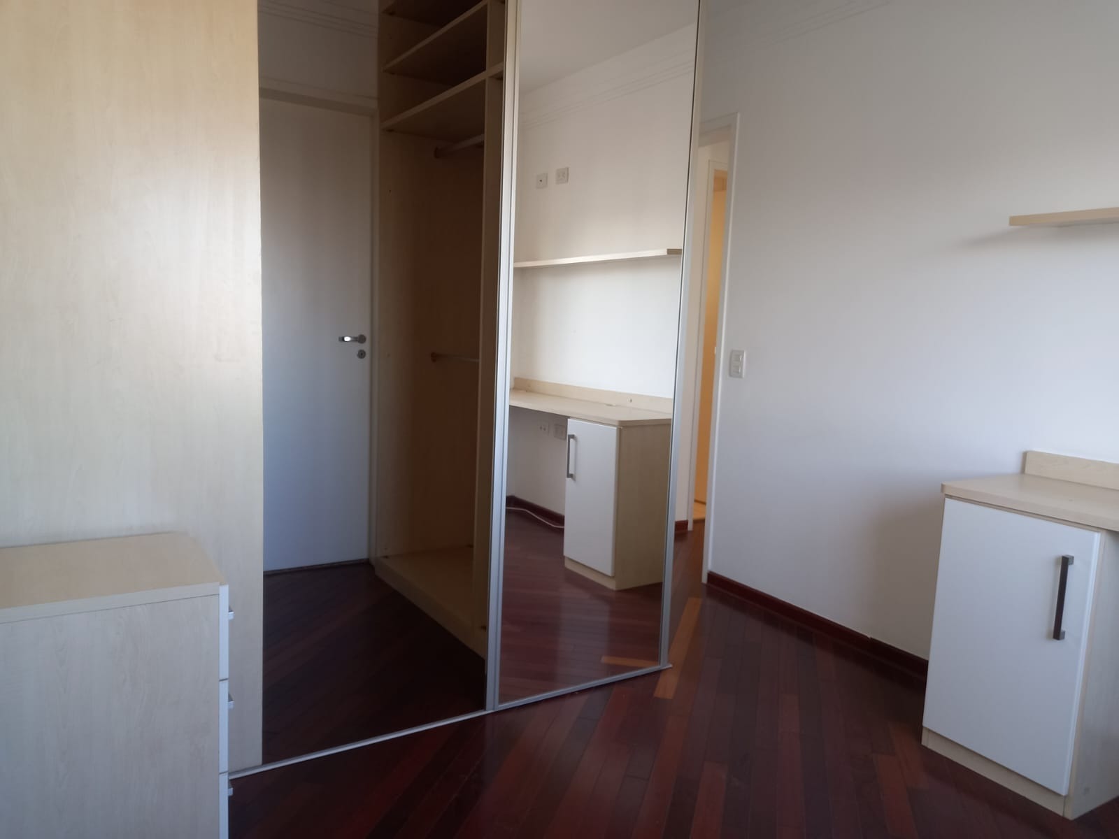 Apartamento à venda com 2 quartos, 67m² - Foto 15