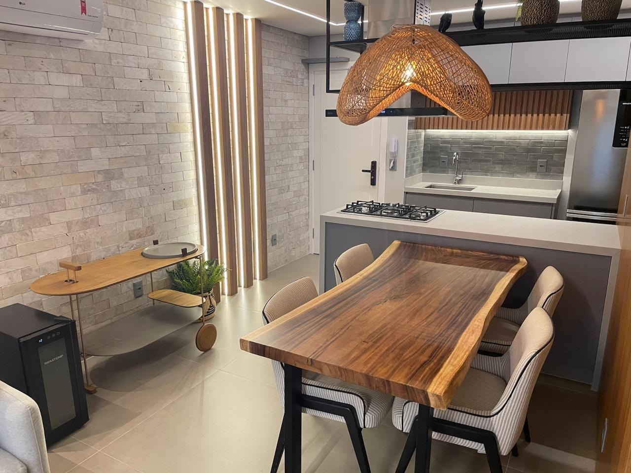Apartamento, 3 quartos, 94 m² - Foto 1